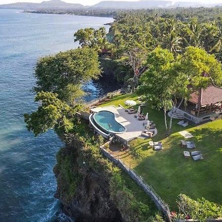 Bali Cliff Glamping Hotel Seraya Exterior photo