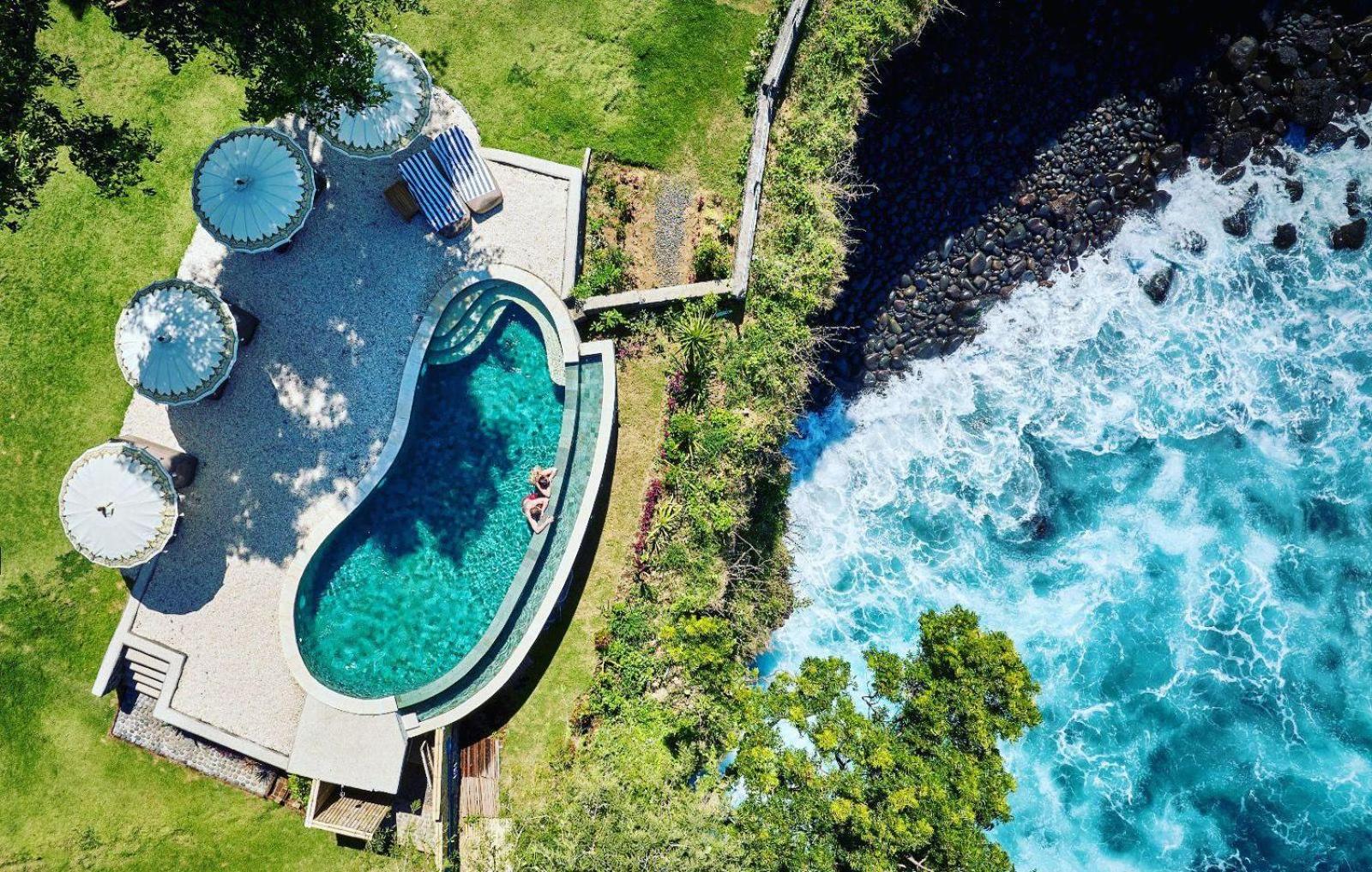 Bali Cliff Glamping Hotel Seraya Exterior photo